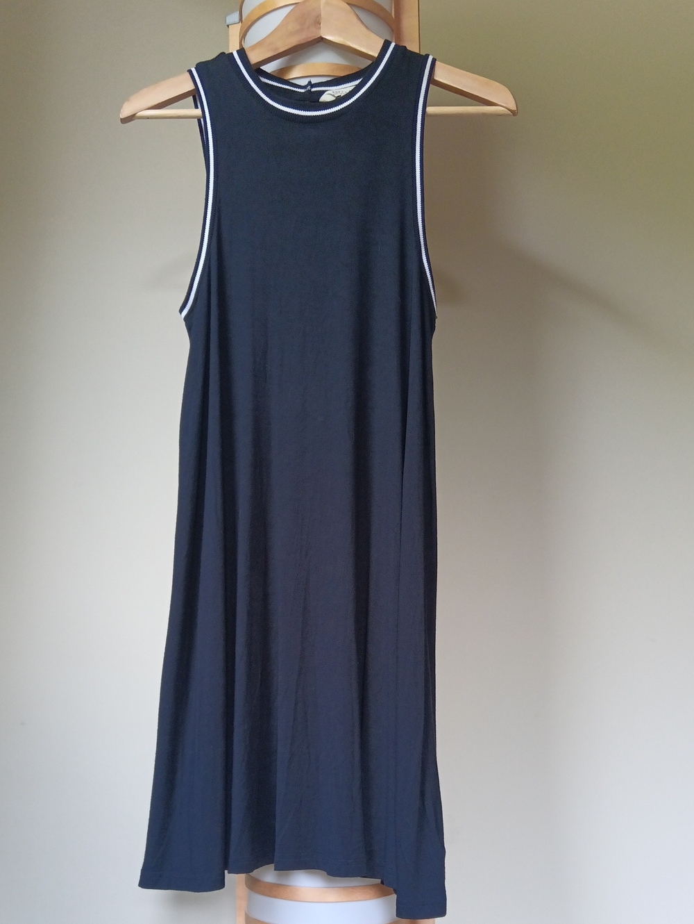 P17" L34" American Eagle Outfitters Black Cutout Back Tank Dress with White Trim